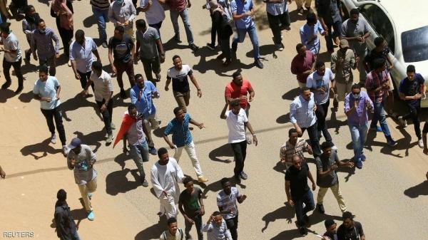 انقسامات بين المحتجين السودانيين بعد اعلان حزب الأمة رفضه للإضراب العام
