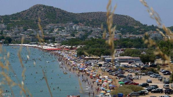 حددت 29 دولة .. اليونان تفتح أبوابها للسياح الأجانب 