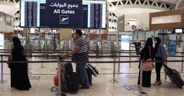 السعودية تسمح بدخول القادمين من 11 دولة بينها الإمارات والولايات المتحدة