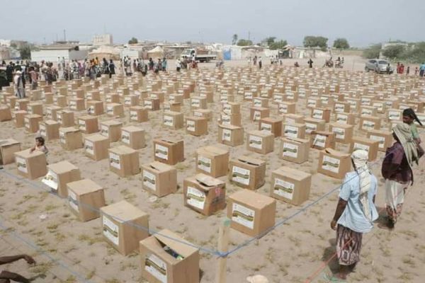 سلمان للإغاثة يدشن توزيع 1600 حقيبة نظافة شخصية لنازحي الحديدة 