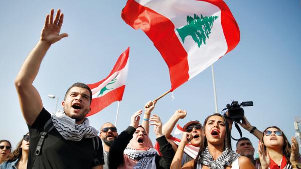 لبنان.. استمرار الاحتجاجات ومواجهات بين الأمن ومتظاهرين أمام القصر الرئاسي