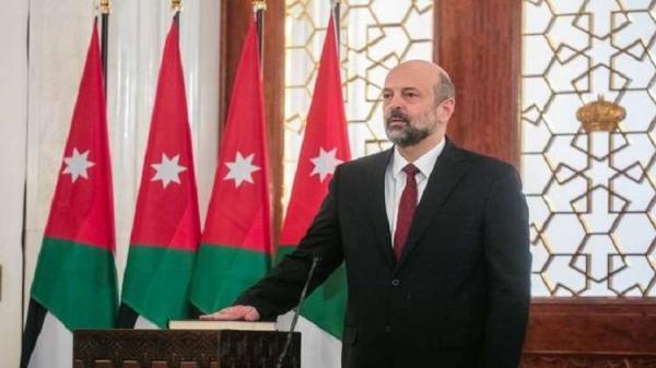 ملك الأردن يكلف الخبير الاقتصادي الرزاز بتشكيل الحكومة