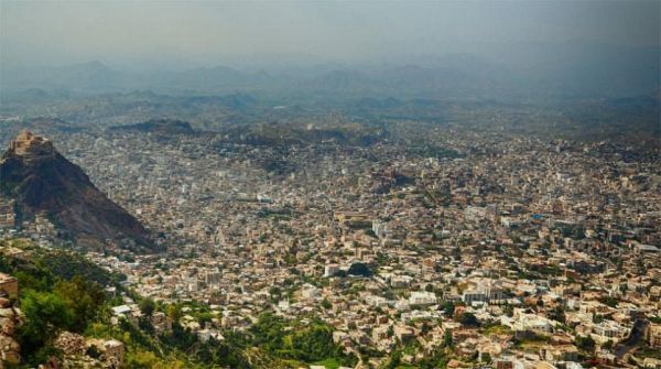 فريق التفاوض الحكومي: أي إجراء أحادي في تعز  ينسف الجهود الأممية ويقوّض الهدنة  