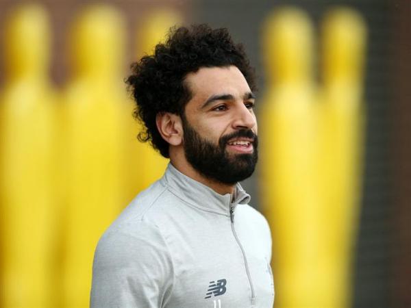 وكيل المصري محمد صلاح يرد حول " شائعة برشلونة"