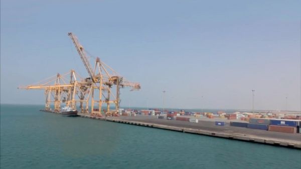 وزير الإعلام يوضح إيرادات ميناء الحديدة ويكشف عدد خروقات مليشيا الحوثي خلال شهري الهدنة 