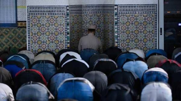 النمسا تطرد عشرات الأئمة الممولين من تركيا