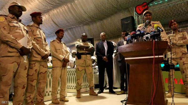 السودان.. إحالة 98 ضابطا إلى التقاعد