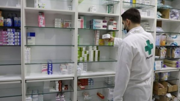  لبنان: إغلاق الصيدليات  احتجاجا على نقص الأدوية 