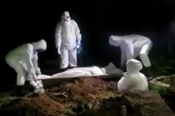 مليشيات الحوثي تمهد لنشر واسع لفيروس كورونا في مناطق سيطرتها وتستعد بفتح مقابر جديدة