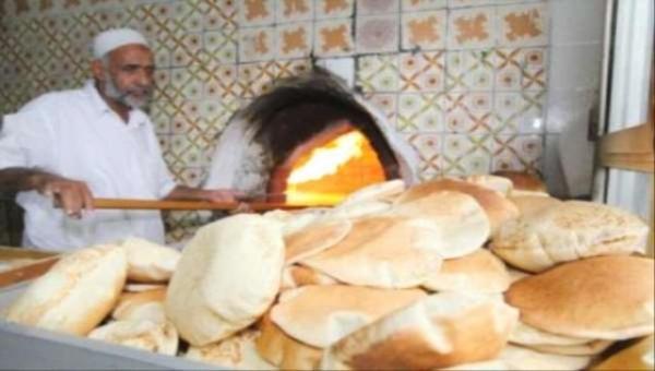 مليشيات الحوثي تغلق المخابز في مدينة الحديدة