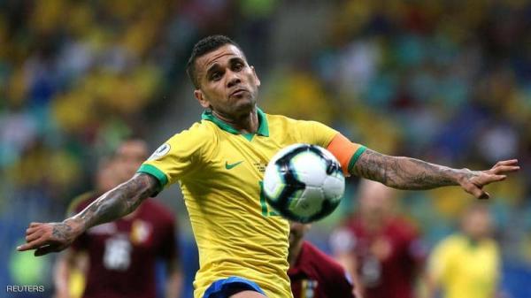 إلغاء 3 أهداف للبرازيل لتتعادل أمام فنزويلا في كوبا أميركا