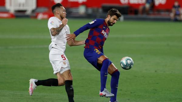 بيكيه: الفوز بالدوري سيكون "صعباً" على برشلونة