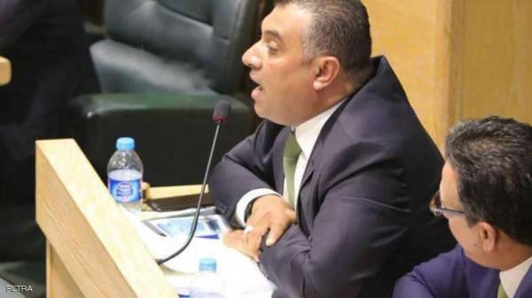 برلماني أردني يحكم على مرضى السرطان بالموت