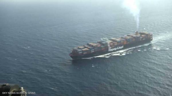 مليشيا الحوثي تمنع دخول سفينتين "مشتقات نفطية" إلى ميناء الحديدة