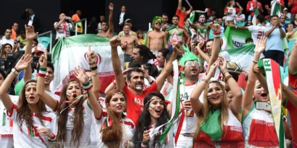 جماهير إيرانية تحاصر مقر المنتخب البرتغالي عشية اللقاء