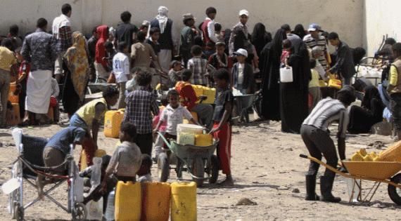 أزمة الوقود المفتعلة من الحوثيين بصنعاء تحرم آلاف الأسر من المياه 