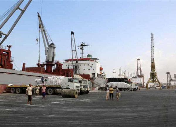 مندوب اليمن بالأمم المتحدة: الحوثي نهب أكثر من 50 ملياراً من إيرادات ميناء الحديدة لتمويل حربه العبثية 