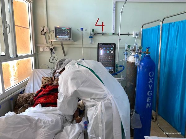 حالتا وفاة و 9 إصابات جديدة بكورونا في ثلاث محافظات يمنية 