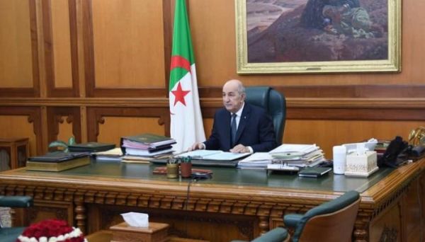 تبون ينتقد وصف كورونا بـ"خرافة" ويمدد القيود