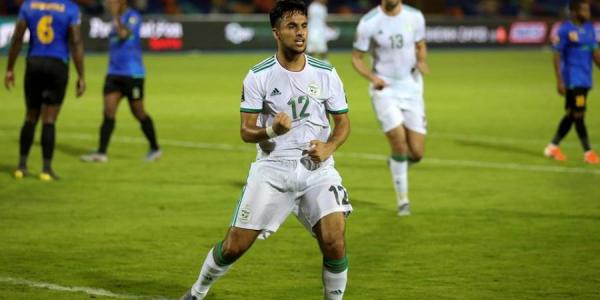 آدم وناس رجل مباراة الجزائر وتنزانيا  
