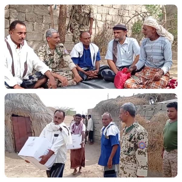 دعم مالي وغذائي من العميد طارق صالح لأسرة ضحايا المجزرة الحوثية شمالي حيس 