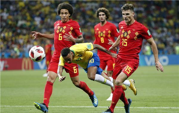 بلجيكا تقصي البرازيل وتلتحق بفرنسا لنصف نهائي المونديال