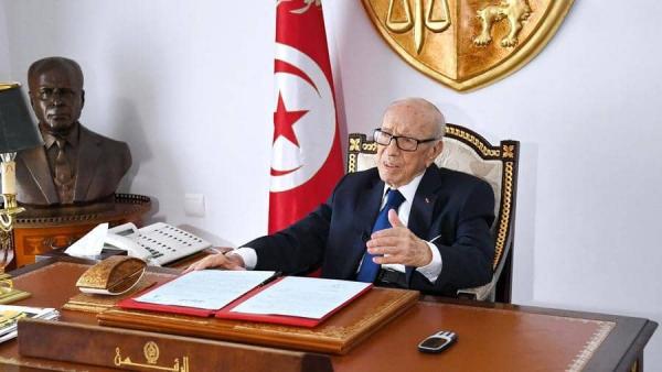 أول ظهور رسمي للرئيس التونسي بعد "الوعكة"