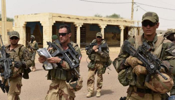 16 قذيفة على معسكر لقوات فرنسية وأممية بمالي