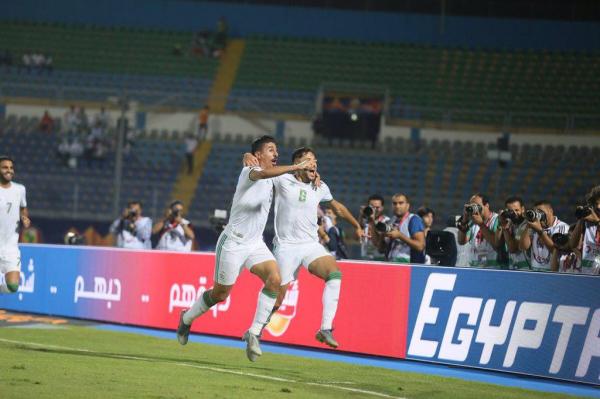 أمم أفريقيا: الجزائر تكتسح غينيا بالثلاثة وتصعد لدور الثمانية