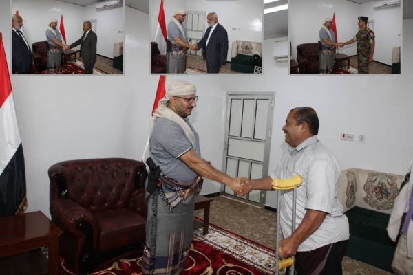 صور+ فيديو| عضو مجلس القيادة الرئاسي طارق صالح يستقبل قيادات السلطة المحلية في محافظة الحديدة