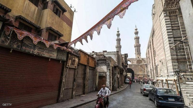 مصر.. تراجع جديد بوفيات وإصابات كورونا