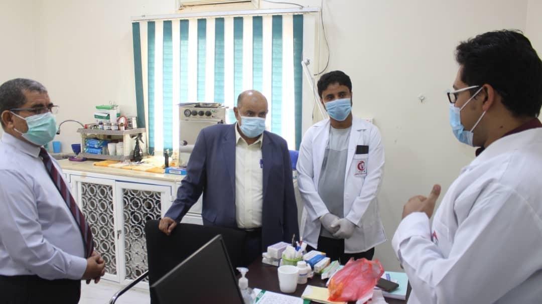تدشين مشروع تجهيز مختبرات كليتي الصيدلة والحقوق بجامعة عدن  