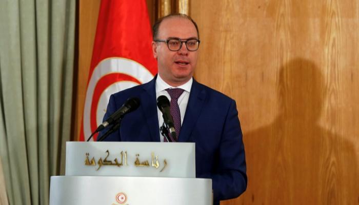 لقطع الطريق أمام حزب النهضة .. رئيس الحكومة التونسي يقدم استقالته 