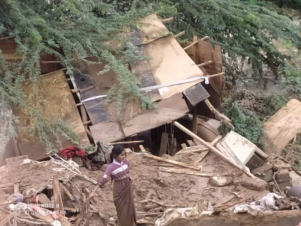 صور| (استطلاع) مخاوف من كوارث .. " 2 ديسمبر" في مخيمات النازحين المنكوبين من السيول بمأرب