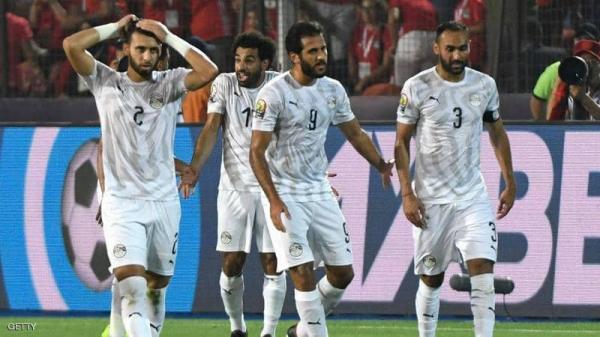 مدرب الفراعنة المقال يفتح النار على لاعبي المنتخب