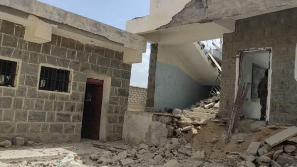 مليشيا الحوثي تستهدف مدرسة في مأرب بصاروخ إيراني الصنع 