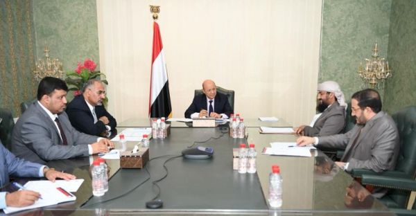 "القيادة الرئاسي" يناقش الأمن الغذائي والتدابير اللازمة لاحتواء تداعيات الأزمة العالمية  