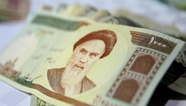 فشل إيراني في انقاذ عملتها من الانهيار
