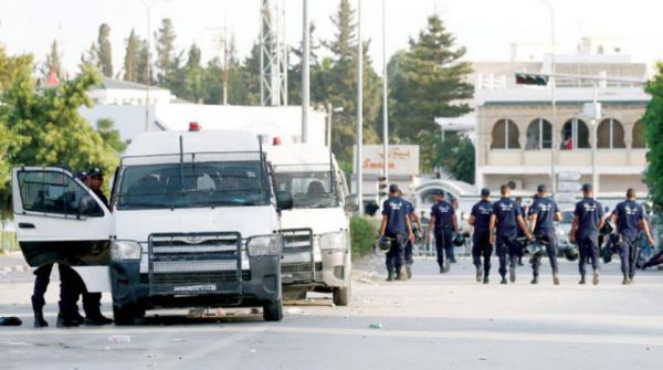 الرئيس التونسي يصعد ضد الفساد و يتعهد إرجاع «الأموال المنهوبة» 