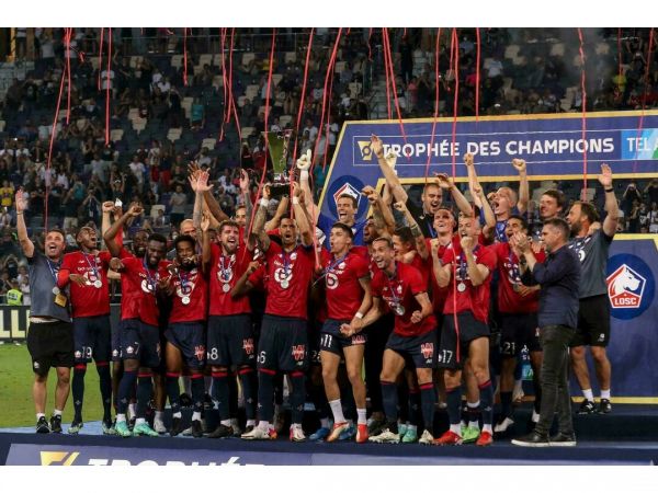 للمرة الأولى في تاريخه.. ليل يتوج باللقب  كأس الأبطال
