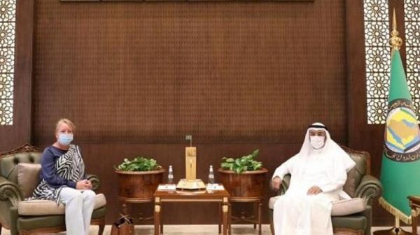 "صافر" وتأمين الملاحة على طاولة لقاء أمين التعاون الخليجي وسفيرة هولندا بالسعودية 