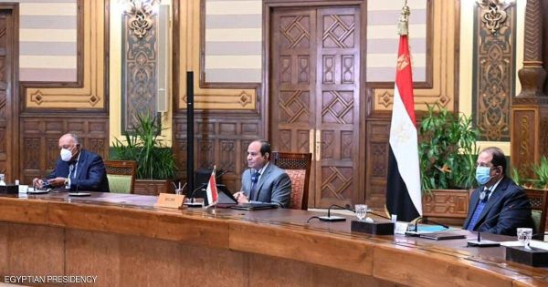 السيسي يحذر من انزلاق لبنان إلى "النفق المظلم" ويدعو لسرعة إنهاء الفراغ الحكومي
