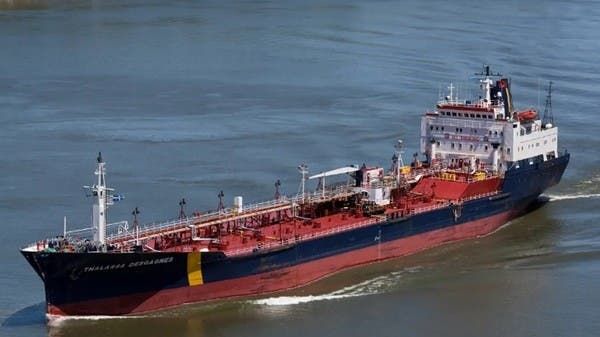 ذا تايمز البريطانية: مسلحون إيرانيون هربوا من "أسفلت" بعد قدوم سفينة أميركية