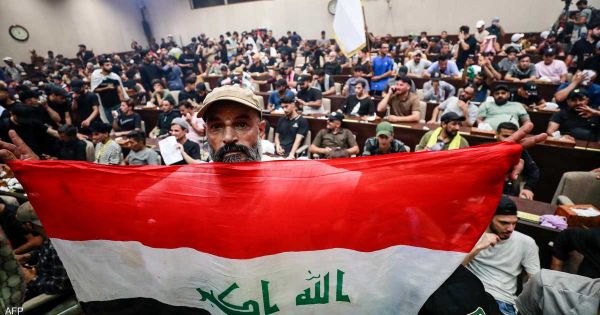رسميا.. التيار الصدري يدعو لحل البرلمان والدعوة إلى انتخابات جديدة