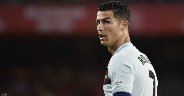 فريق عملاق يفتح الباب.. هل يخوض رونالدو تجربة جديدة؟
