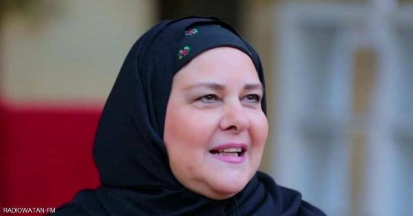 وفاة "عاشقة الشروق" دلال عبد العزيز