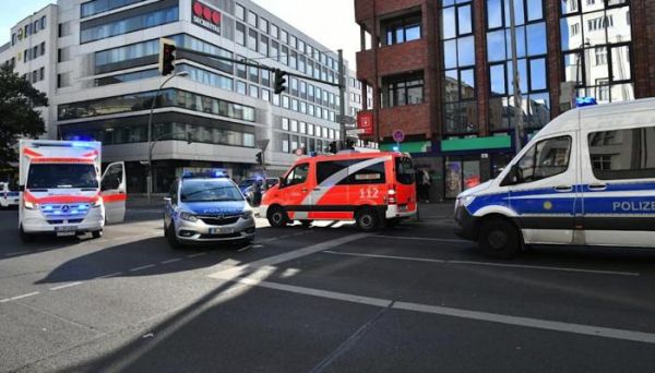 إصابة 3 أشخاص في حادث دهس في برلين والشرطة تطارد الجاني 