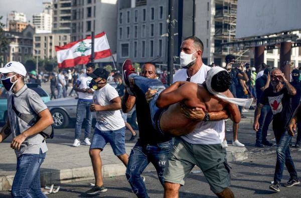 لليوم الثاني.. المظاهرات تشتعل في بيروت 