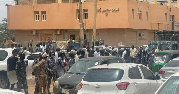 السودان.. الإخوان يهاجمون بالأسلحة البيضاء ندوة حول الإعلان الدستوري