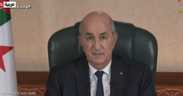 الرئيس الجزائري: أغلب حرائق الغابات بفعل أياد إجرامية